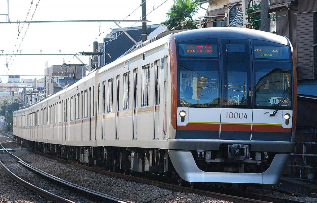 東京メトロ 副都心・有楽町線 10000形 8両-