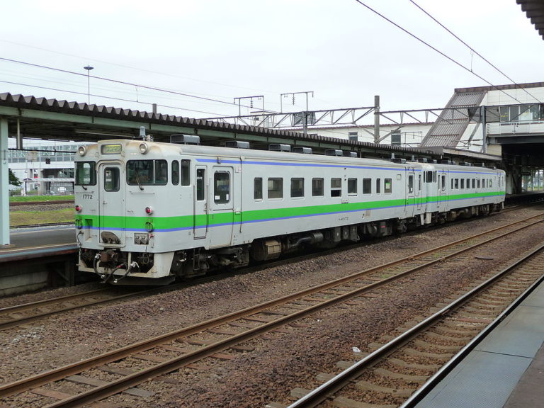 キハ40 1業界大好評0 北海道色 TOMIX 8453 タイフォン付 M車