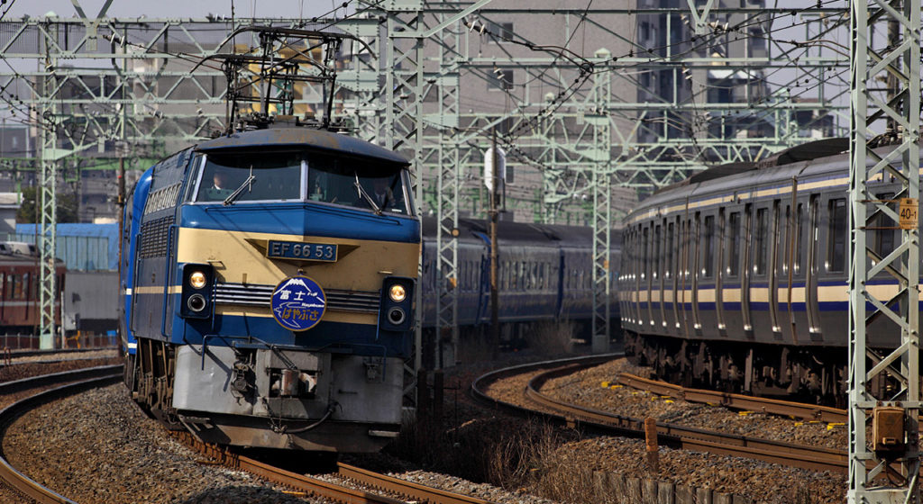 EF66形電気機関車（Photo by： Tennen-Gas / Wikimedia Commons / CC-BY-SA-3.0-migrated）※画像の車両は商品と仕様が異なる場合があります