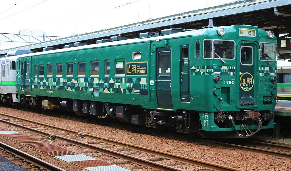 キハ40形1700番代 山明（Photo by： Rsa / Wikimedia  Commons / CC-BY-SA-3.0-migrated）※画像の車両は商品とは仕様が異なる場合があります