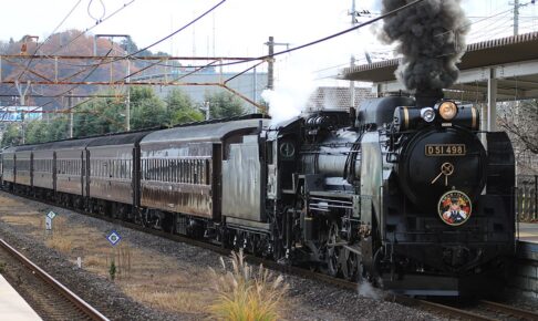 D51形498号機（Photo by： Rsa / Wikimedia Commons / CC-BY-SA-3.0-migrated）※画像の車両は商品とは仕様が異なる場合があります