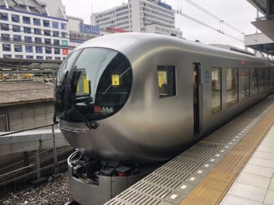 【エンドウ】(HO)西武鉄道 001系 Laview 発売