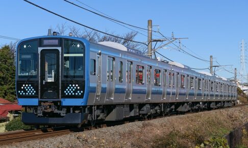 E131系500番代 相模線（Photo by：MaedaAkihiko / Wikimedia Commons / CC-BY-SA-4.0）※画像の車両は商品とは仕様が異なることがあります
