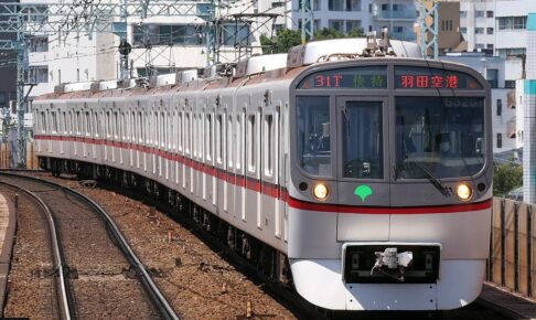 都営浅草線5300形（Photo by：MaedaAkihiko / Wikimedia Commons / CC-BY-SA-4.0）※画像の車両は商品とは仕様が異なることがあります