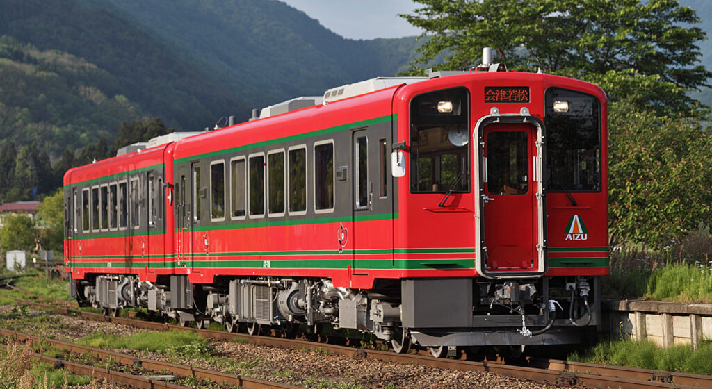 会津鉄道 AT750形（Photo by： Tennen-Gas / Wikimedia  Commons / CC-BY-SA-3.0）※画像の車両は商品と仕様が異なる場合があります