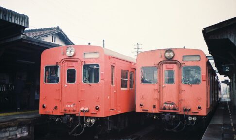 キハ35系（Photo by： Suikotei / Wikimedia Commons / CC-BY-SA-4.0）※画像の車両は商品とは仕様が異なる場合があります