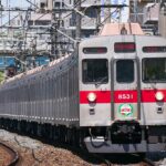 東急電鉄8500系（Photo by：MaedaAkihiko / Wikimedia Commons / CC-BY-SA-4.0）※画像の車両は商品とは仕様が異なることがあります