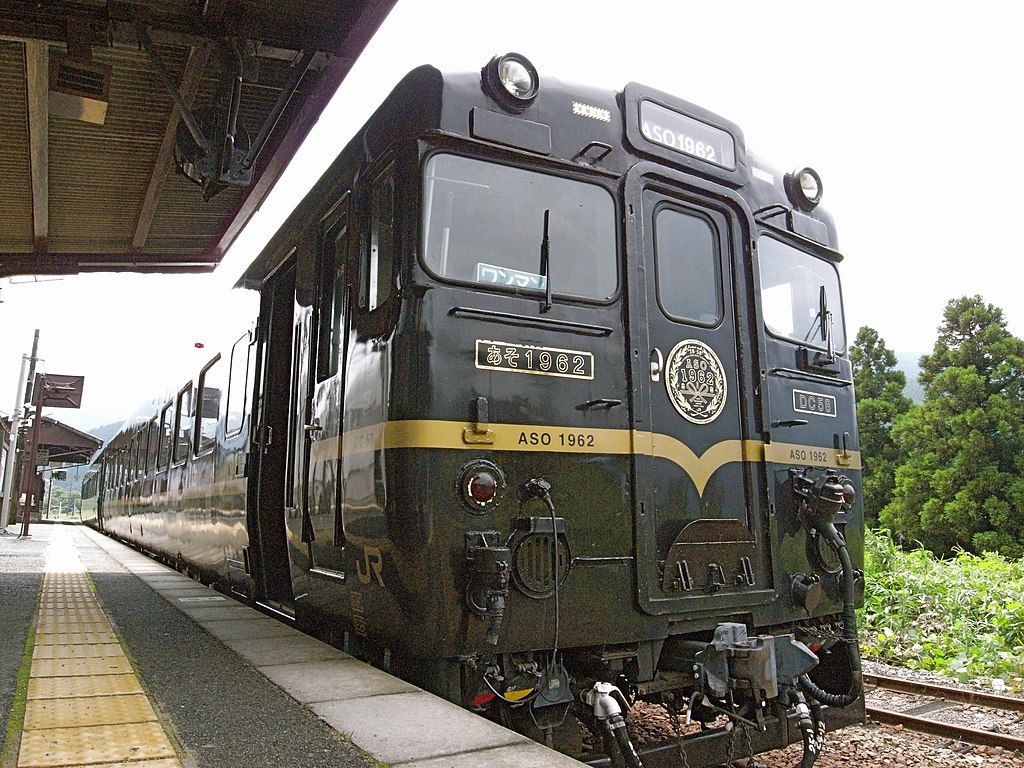 キハ58系 あそ1962（Photo by：Taiyo FUJII / Wikimedia Commons / CC-BY-2.0）※画像の車両は商品とは仕様が異なることがあります