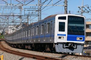 西武6000系（Photo by：MaedaAkihiko / Wikimedia Commons / CC-BY-SA-4.0）※画像の車両は6117編成ではありません。商品とは仕様が異なることがあります