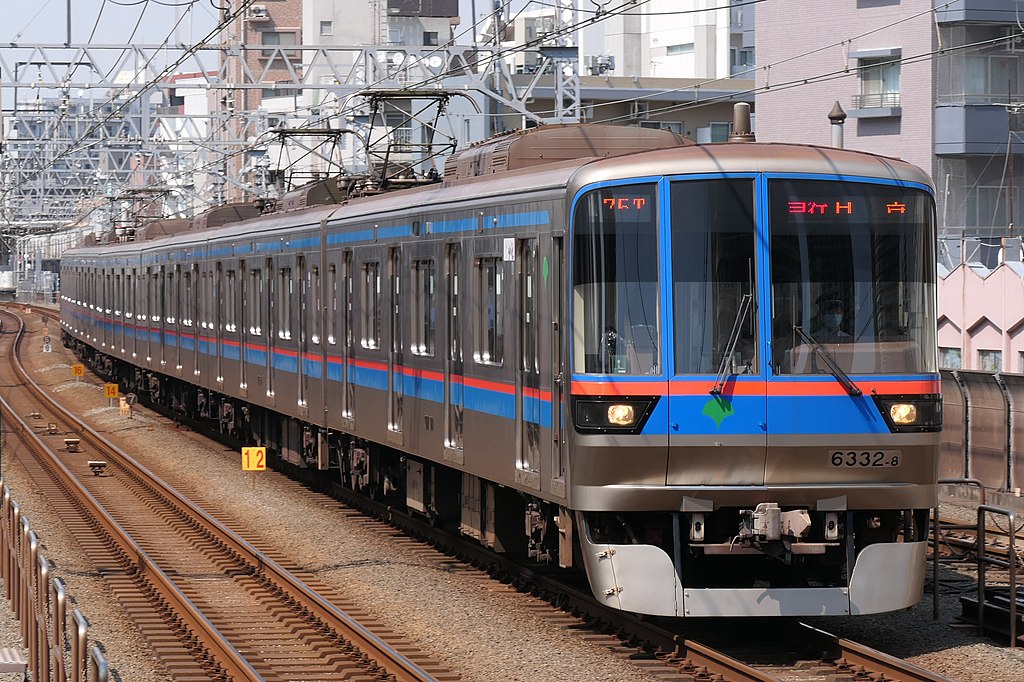 都営三田線 6300形 2次車 ロングスカート・クーラー交換車 - 鉄道模型