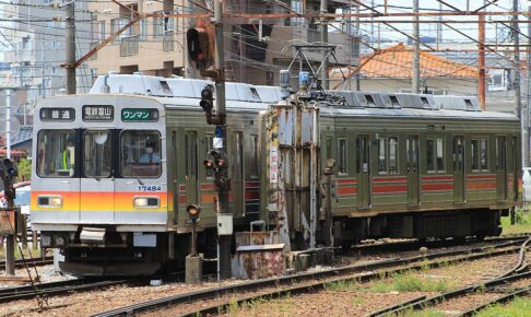 富山地方鉄道17480形（Photo by： Rsa / Wikimedia Commons / CC-BY-SA-3.0-migrated）※画像の車両は商品とは仕様が異なる場合があります