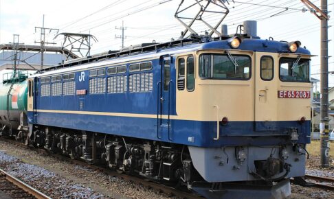 EF65形2000番代 復活国鉄色（Photo by： Rsa / Wikimedia Commons / CC-BY-SA-3.0-migrated）※画像の車両は商品とは仕様が異なる場合があります