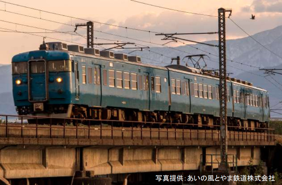 マイクロエース】あいの風とやま鉄道 413系（北陸地域色）2023年12月