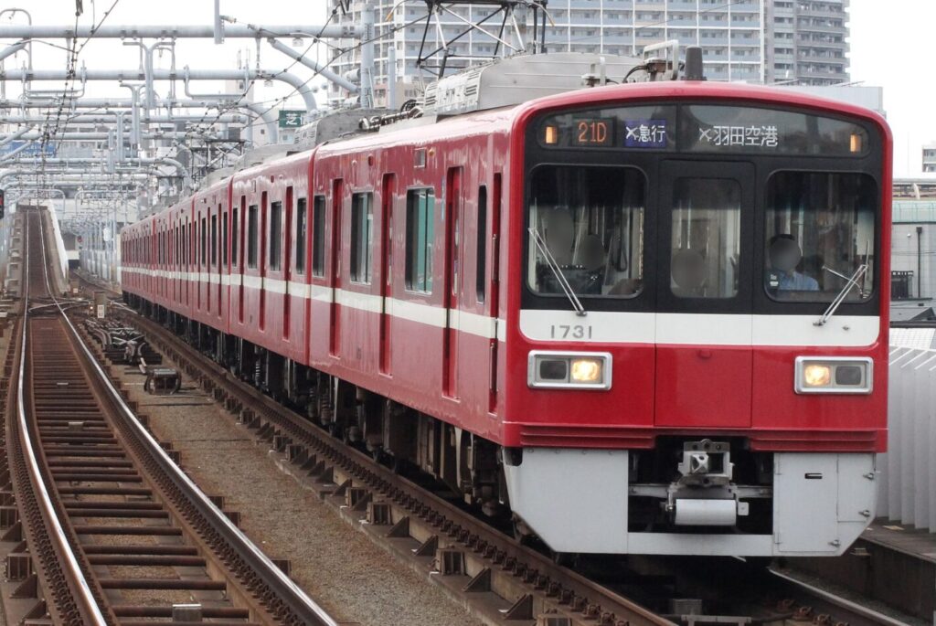 京急1500形 1731編成（Photo by： LERK / Wikimedia Commons / CC-BY-SA-4.0）※画像の車両は商品と仕様が異なる場合があります