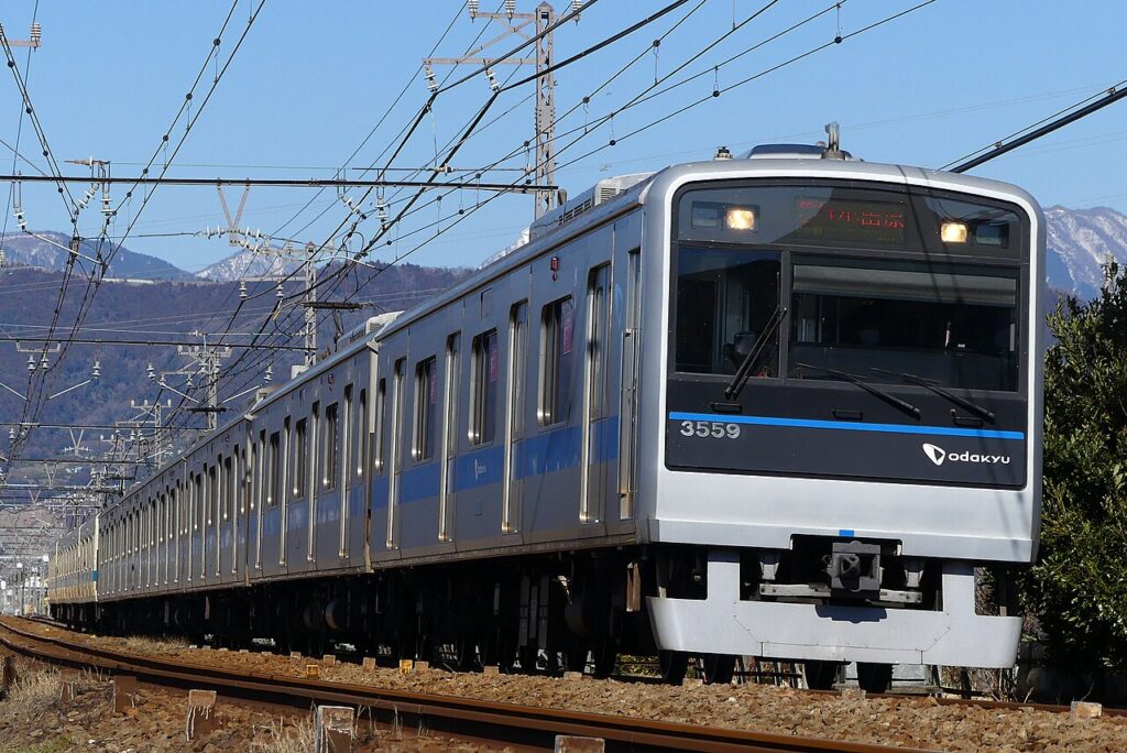 小田急電鉄3000形（Photo by：MaedaAkihiko / Wikimedia Commons / CC-BY-SA-4.0）※画像の車両は商品とは仕様が異なることがあります