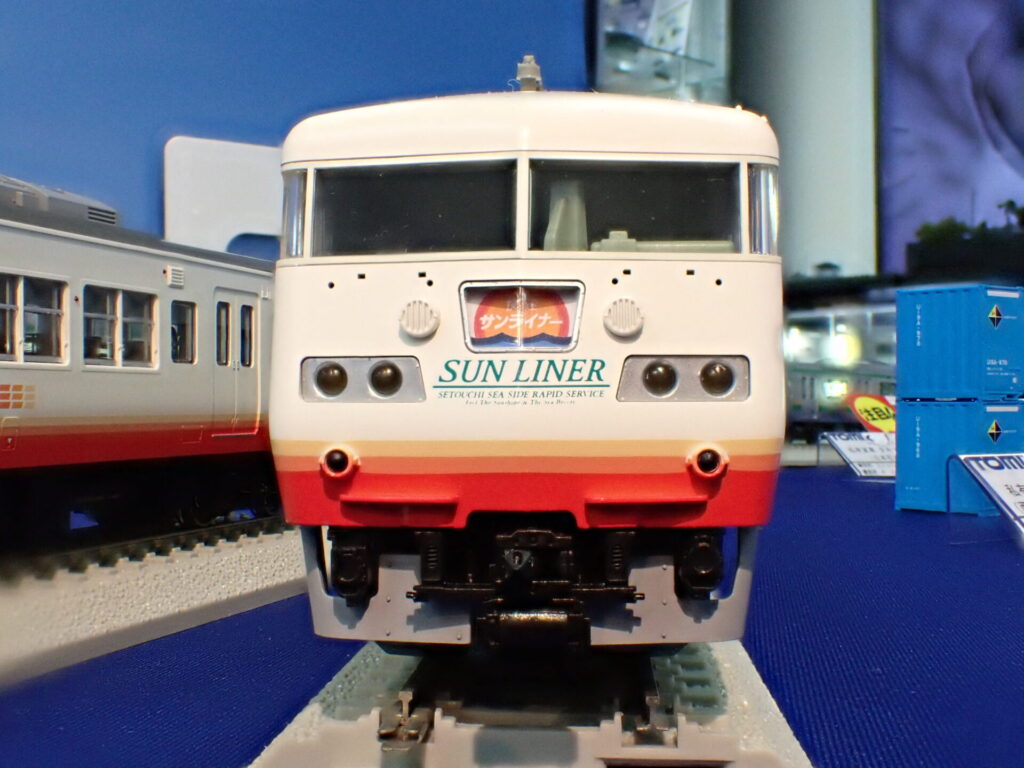 TOMIX トミックス (HO) HO-9104 JR 117系近郊電車（サンライナー）セット（4両）