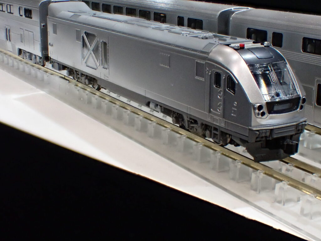 【KATO】SC-44 Charger, Amtrak® Pacific Surfliner® 8 Unit Set 2025年1月発売