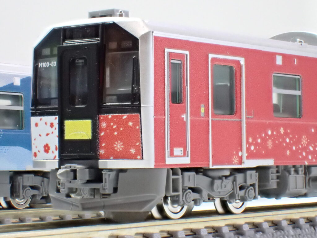 TOMIX トミックス 98136 JR H100形ディーゼルカー(釧網線・花咲線ラッピング車)セット