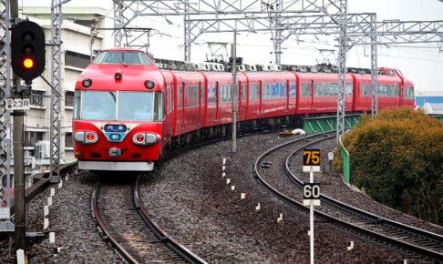 名鉄7000系 （Photo by： Tennen-Gas / Wikimedia Commons / CC-BY-SA-3.0-migrated）※画像の車両は商品と仕様が異なる場合があります