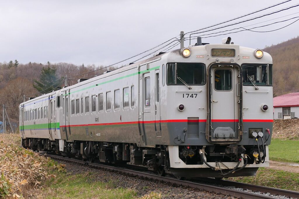 キハ40-1700形 宗谷線急行色（Photo by：MaedaAkihiko / Wikimedia Commons / CC-BY-SA-4.0）※画像の車両は商品とは仕様が異なることがあります