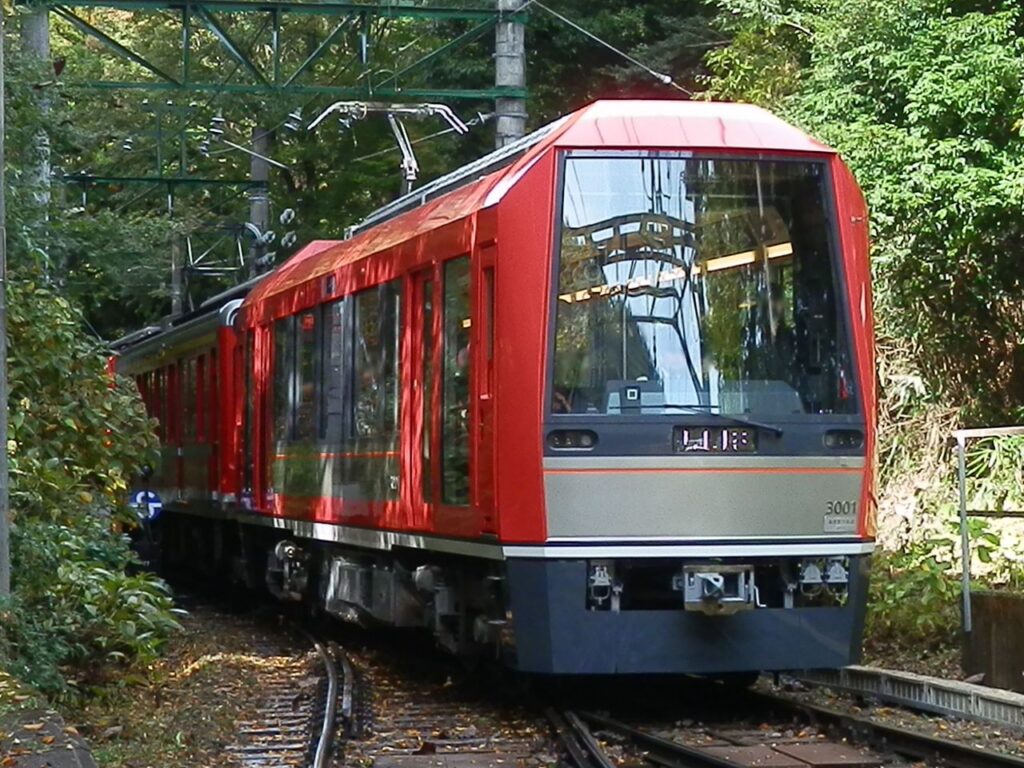 箱根登山電車3000形（Photo by： Cassiopeia sweet / Wikimedia Commons / パブリックドメイン）※画像の車両は商品とは仕様が異なり場合があります