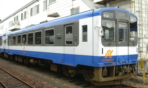 のと鉄道 NT200形（Photo by： Rsa / Wikimedia Commons / CC-BY-SA-3.0）※画像の車両は商品とは仕様が異なる場合があります