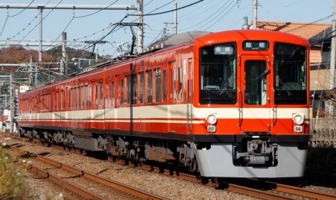 西武4000系「西武秩父線開通55周年記念車両」タ（Photo by： SEMISAYAMASHI / Wikimedia Commons / CC-BY-SA-4.0）※画像の車両は商品と仕様が異なる場合があります