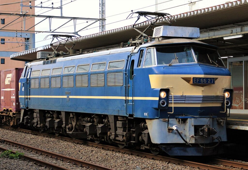 EF66形27号機（Photo by： Rsa / Wikimedia Commons / CC-BY-SA-3.0-migrated）※画像の車両は商品とは仕様が異なる場合があります