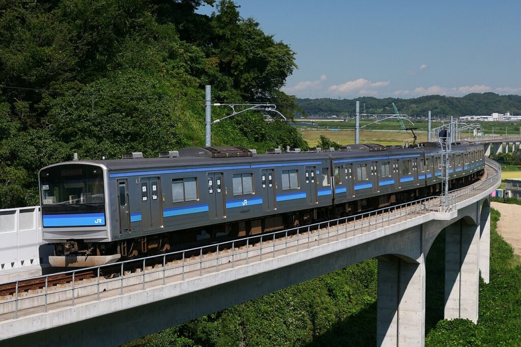 205系3100番台（Photo by：MaedaAkihiko / Wikimedia Commons / CC-BY-SA-4.0）※画像の車両は商品とは仕様が異なることがあります