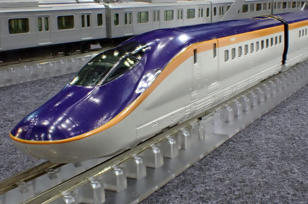 KATO カトー 10-2051 E8系 山形新幹線「つばさ」基本セット(3両)