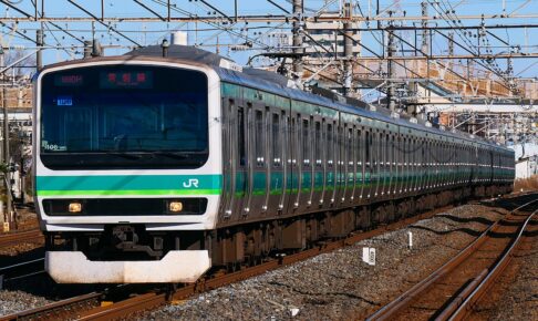 E231系 常磐線（Photo by：MaedaAkihiko / Wikimedia Commons / CC-BY-SA-4.0）※画像の車両は商品とは仕様が異なることがあります