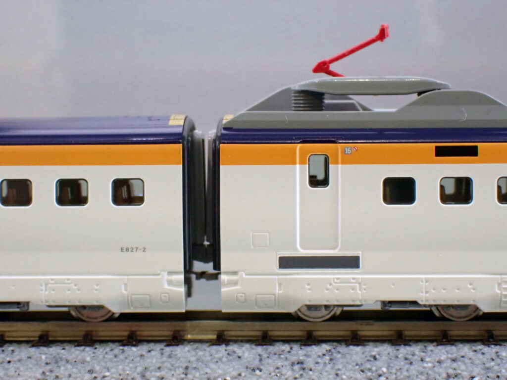 KATO カトー 10-2051 E8系 山形新幹線「つばさ」基本セット(3両)