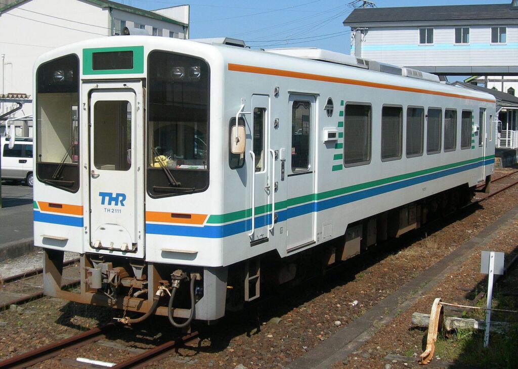天竜浜名湖鉄道 TH2100形(Photo by: Rsa / Wikimedia Commons / CC-BY-SA-3.0-migrated)※画像の車両は商品とは仕様が異なる場合があります