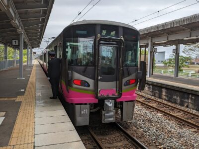 【KATO】ハピラインふくい521系(標準塗色)発売