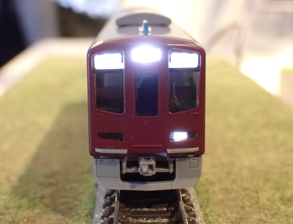 TOMIX 阪急電鉄 新2000系 (宝塚線・第1編成) 基本セット 【97217】
