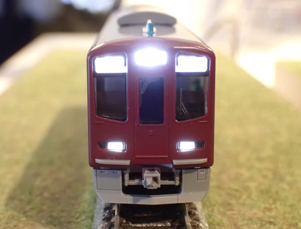 TOMIX 阪急電鉄 新2000系 (宝塚線・第1編成) 基本セット 【97217】