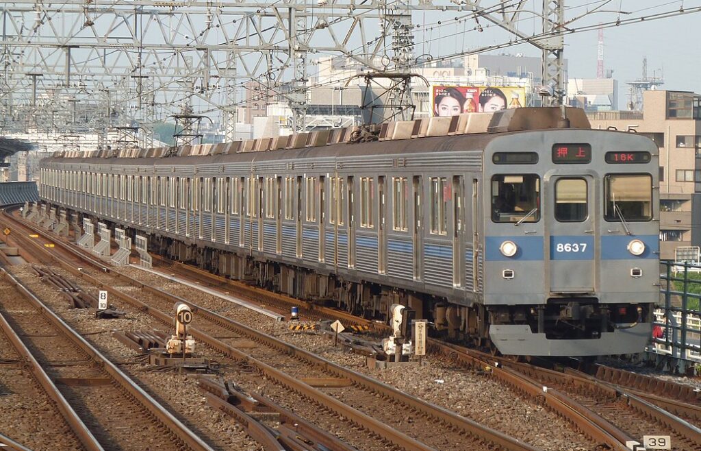 東急8500系(Photo by: RS / Wikimedia Commons / CC-BY-SA-4.0)※画像の車両は商品とは仕様が異なる場合があります