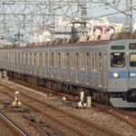 東急8500系（Photo by： RS / Wikimedia Commons / CC-BY-SA-4.0）※画像の車両は商品とは仕様が異なる場合があります