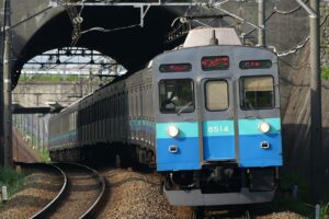 東急電鉄8500系（Photo by：MaedaAkihiko / Wikimedia Commons / CC-BY-SA-4.0）※画像の車両は商品とは仕様が異なることがあります