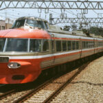 小田急ロマンスカー 3000形（Photo by：yaguchi （矢口） / Wikimedia Commons / CC-BY-SA-2.5）※画像の車両は商品と仕様が異なる場合があります