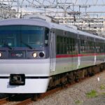 西武鉄道10000形（Photo by：MaedaAkihiko / Wikimedia Commons / パブリックドメイン）※画像の車両は商品とは仕様が異なることがあります
