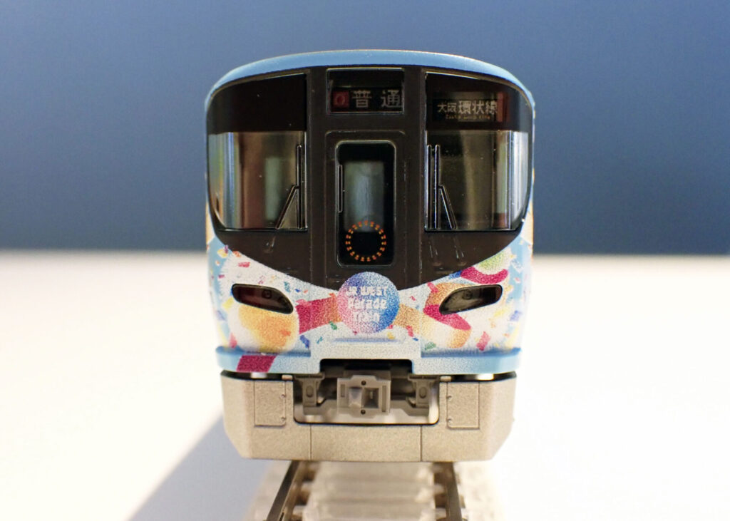 TOMIX製オリジナルNゲージ クモハ322形 (JR WEST Parade Train)（1両単品）