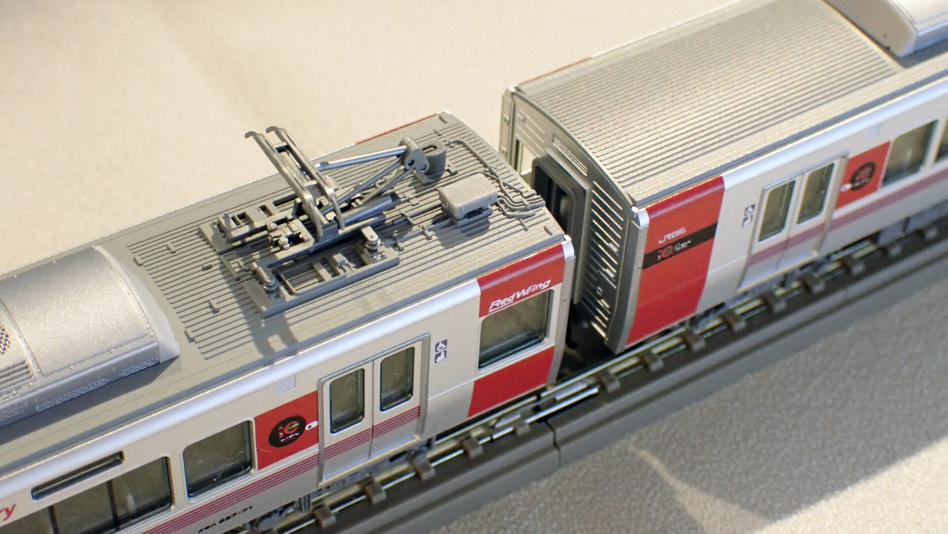 TOMIX トミックス (N) 97982 JR 227系近郊電車(227系デビュー10周年ラッピング列車)セット(2両)【特別企画品】