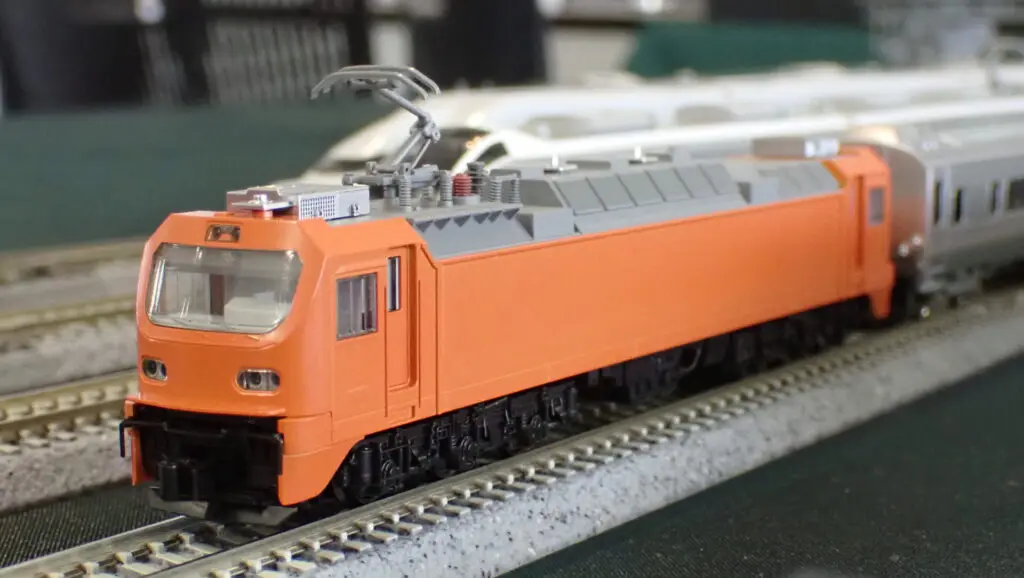 KATO カトー (N)台湾鉄路公司E500型 PP自強号