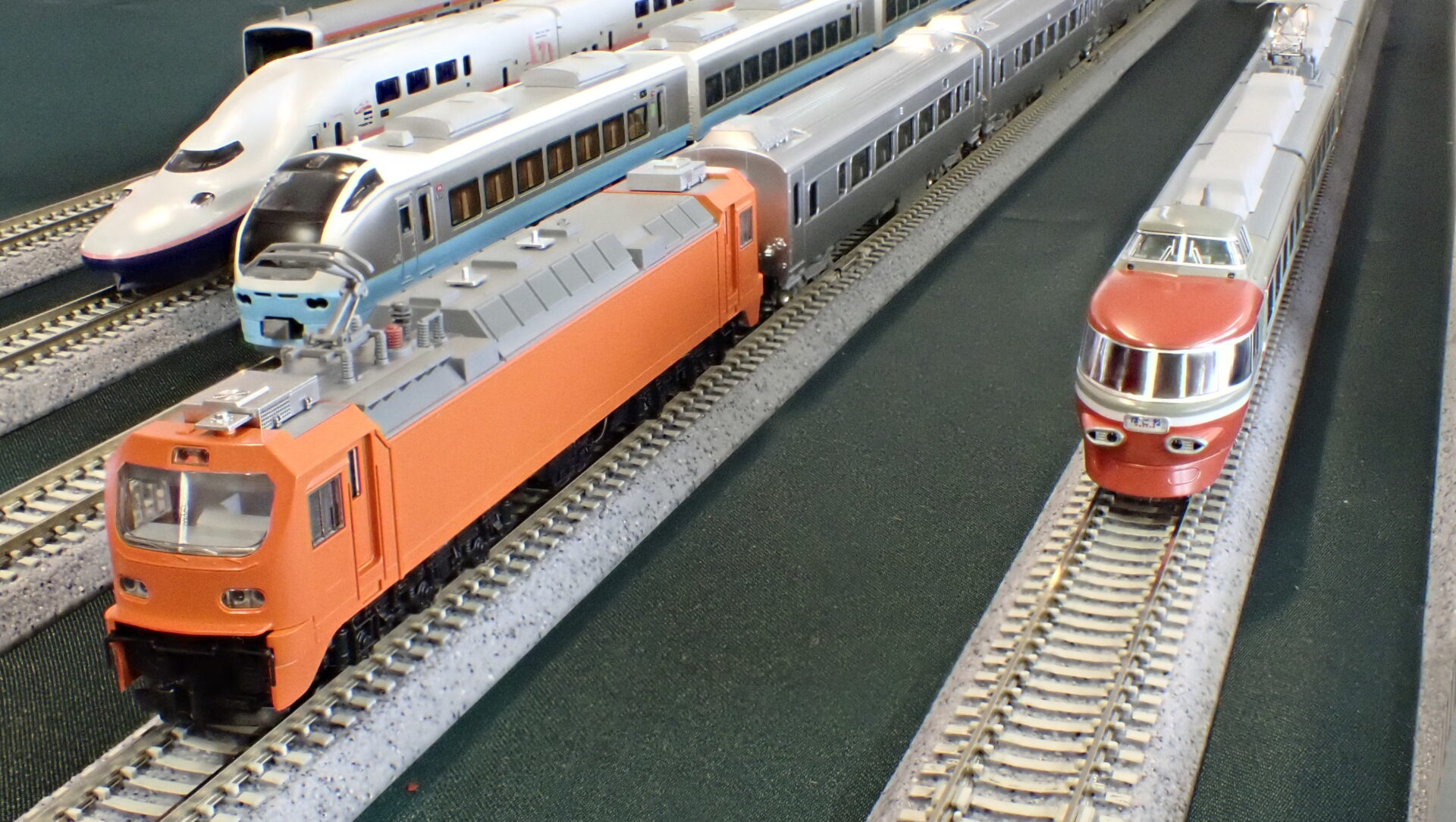 KATO カトー (N)台湾鉄路公司E500型 PP自強号